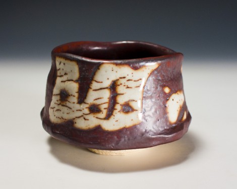 Aka Shino Tea Ceremony Bowl by Suzuki Tomio: click to enlarge