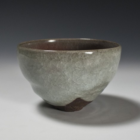 Hakuji Kōsai Tea Ceremony Bowl by Ikai Yūichi: click to enlarge