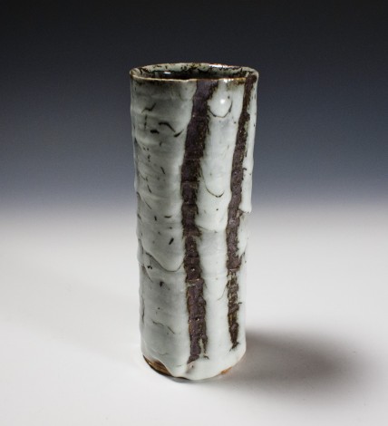 Hakuyūsai Ash Glazed Vase by Ikai Yūichi: click to enlarge