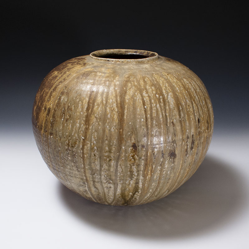 tsubo vase