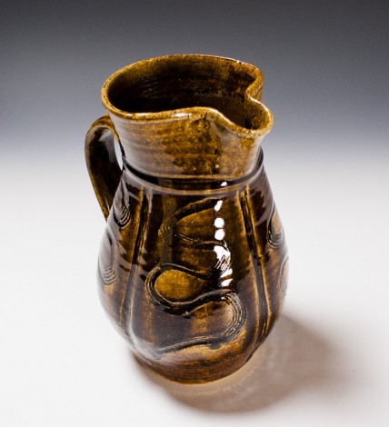 Tetsu-yū Pitcher Vase by Kawai Takéichi: click to enlarge