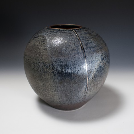 Ginshō Tenmoku Tsuisen Tsubo by Kamada Kōji: click to enlarge