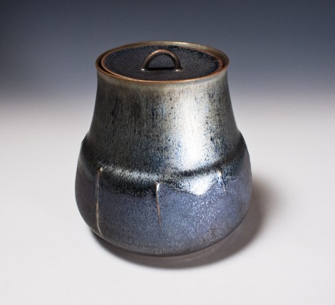Ginshō Tenmoku Fresh Water Jar by Kamada Kōji: click to enlarge