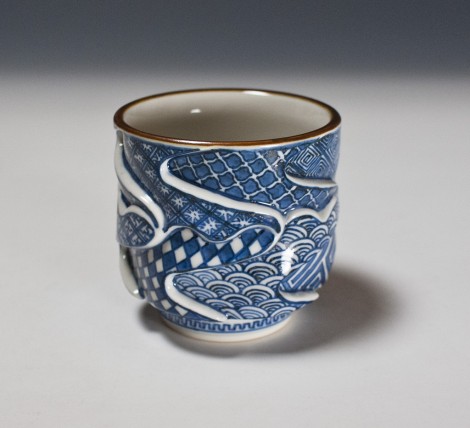 Sométsuké Green Tea Cup by Kanzan Shigeta: click to enlarge