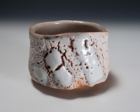 Shino Tea Ceremony Bowl by Suzuki Tomio: click to enlarge