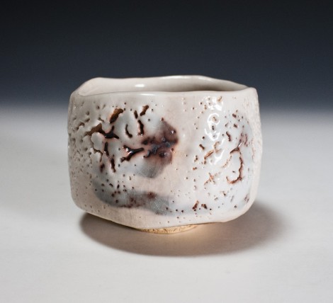 Shino Tea Ceremony Bowl by Suzuki Tomio: click to enlarge