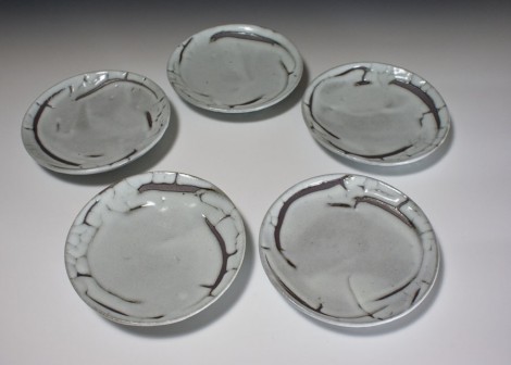 Haiyūsai Dish Set by Ikai Yūichi: click to enlarge