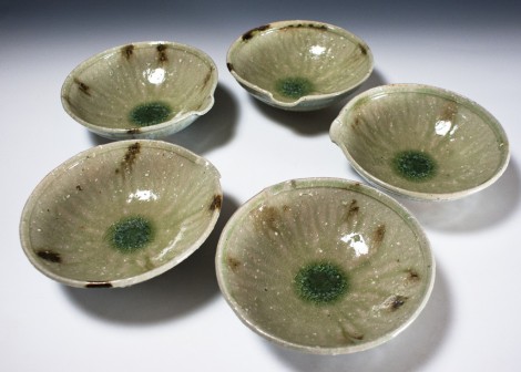 Katakuchi Dish Set by Ikai Yūichi: click to enlarge