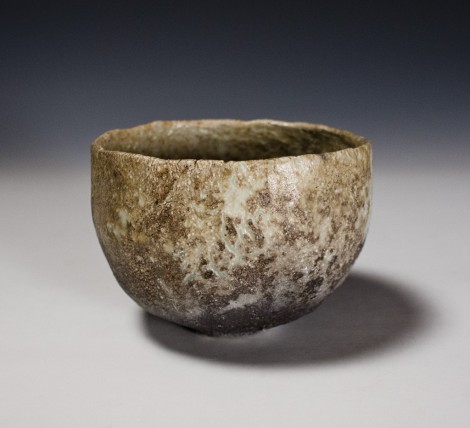 Haitō Yōhen Tea Ceremony Bowl by Ikai Yūichi: click to enlarge