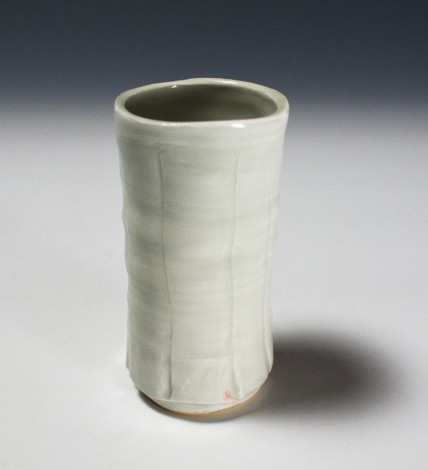 Haiji Porcelain Tumbler by Ikai Yūichi: click to enlarge